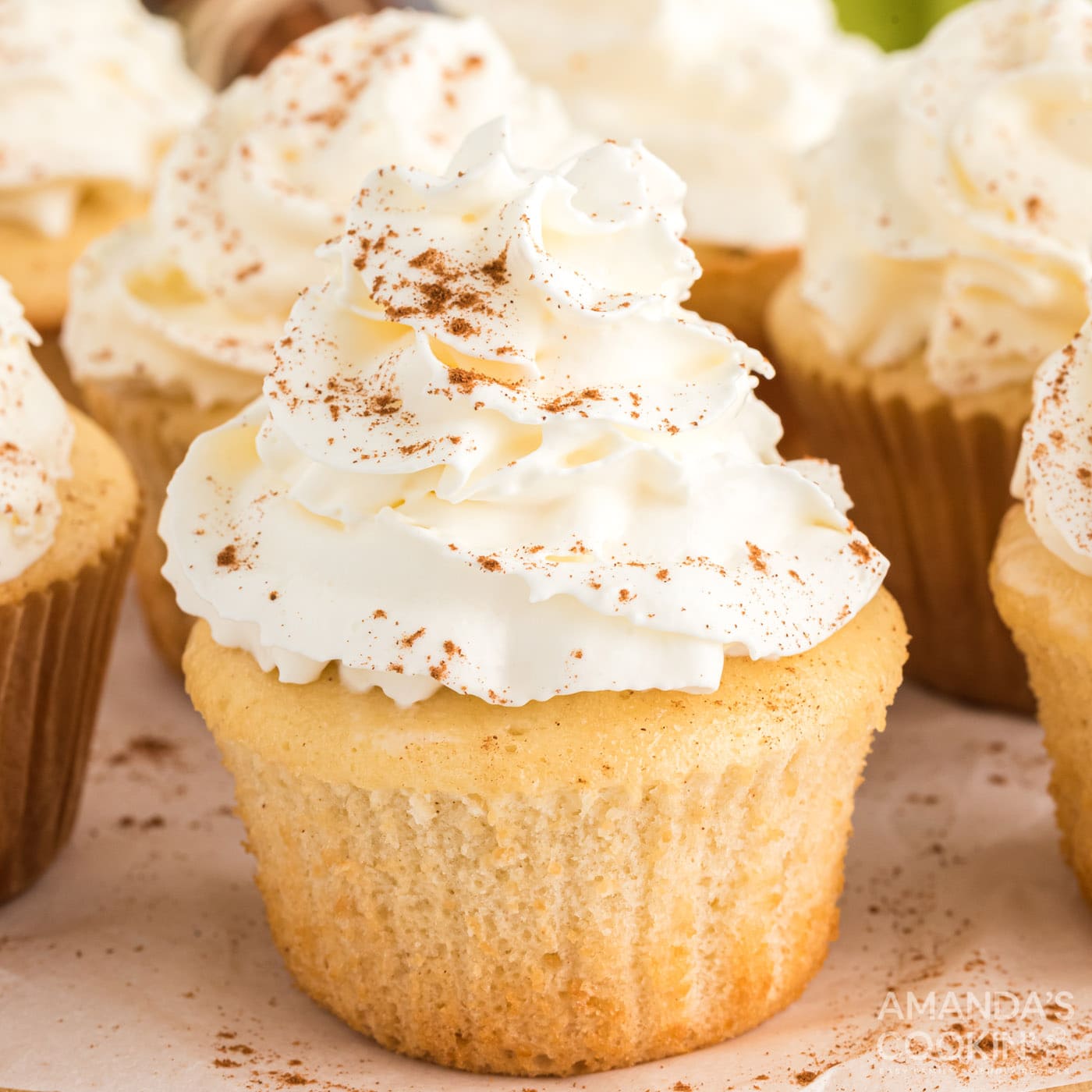 3-Ingredient Apple Pie Cupcakes