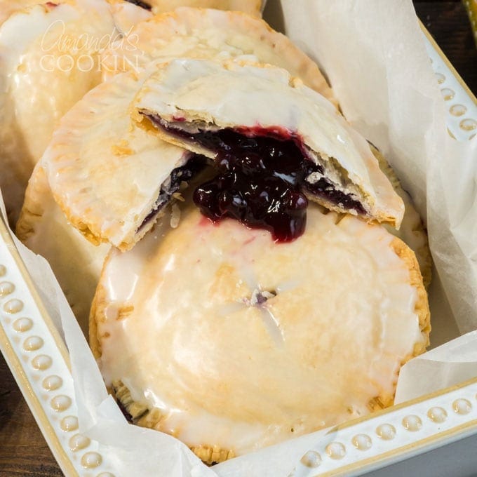 blueberry hand pies
