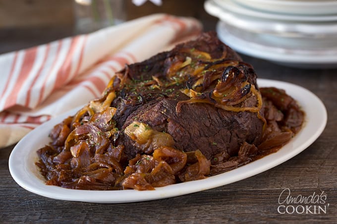 I hope you enjoy this deliciously tender Amish Pot Roast!