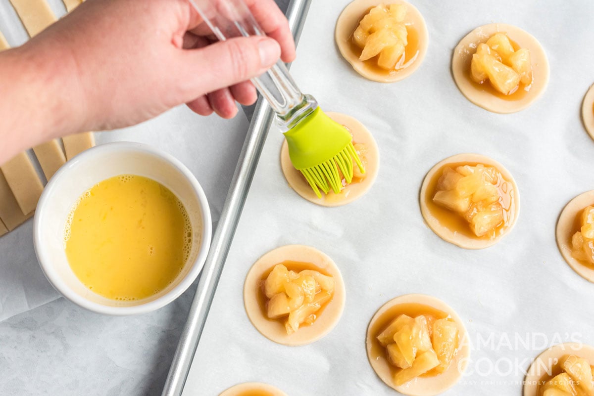 basting edges of pie dough
