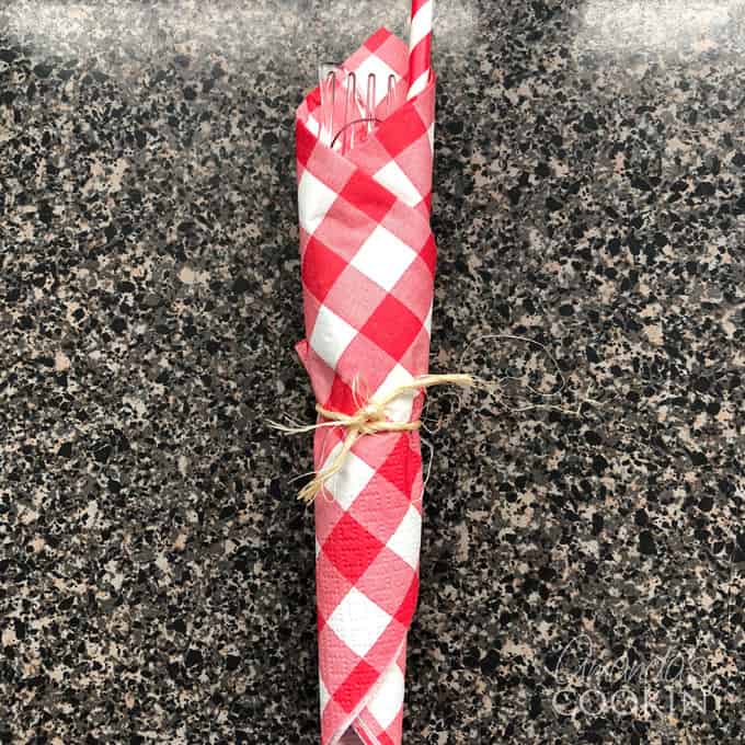 tie with twine