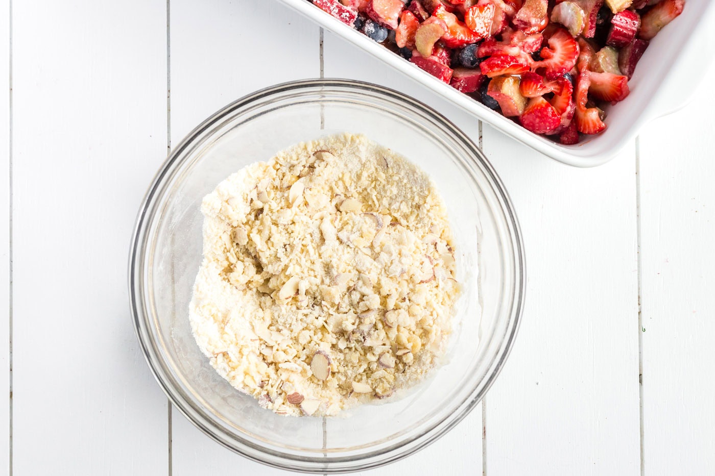 Topping mixture in a bowl