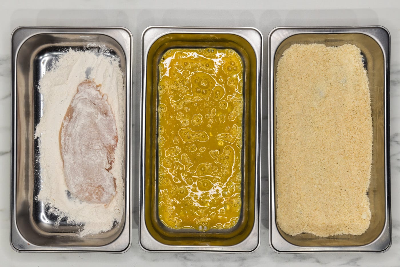 chicken cutlet in flour