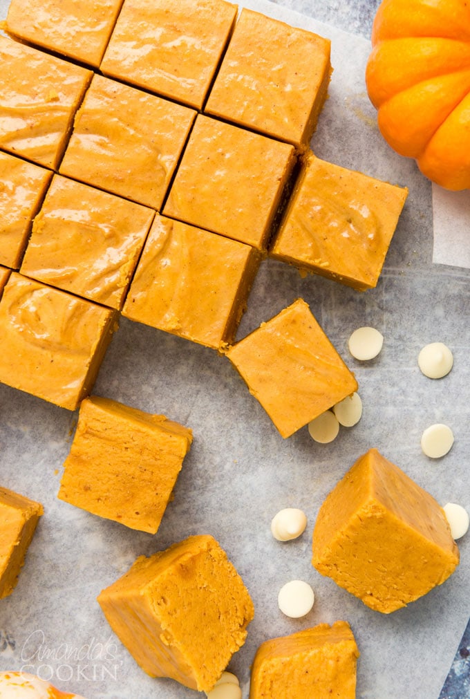 overhead view of sliced pumpkin pie fudge