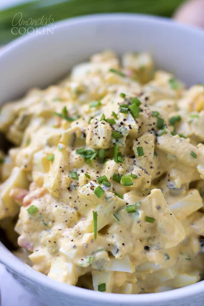 Egg salad with chives and pepper