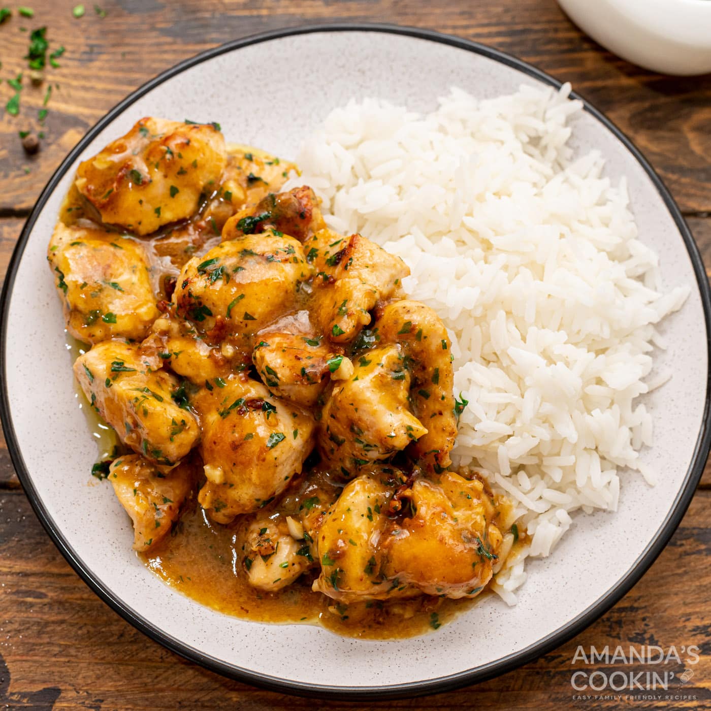 plate of garlic chicken
