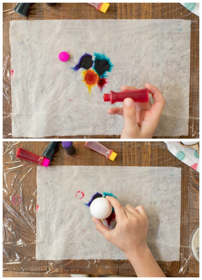 putting food coloring on paper towel