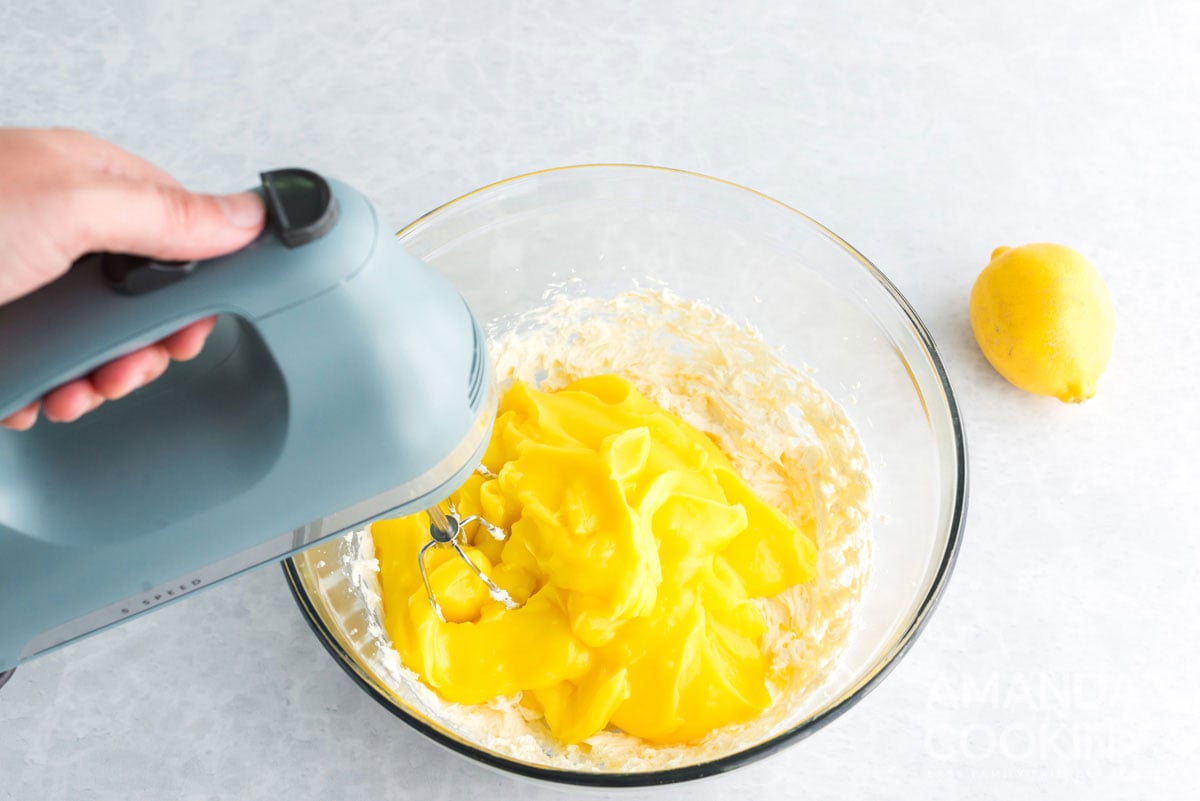 mixing pudding with cream cheese