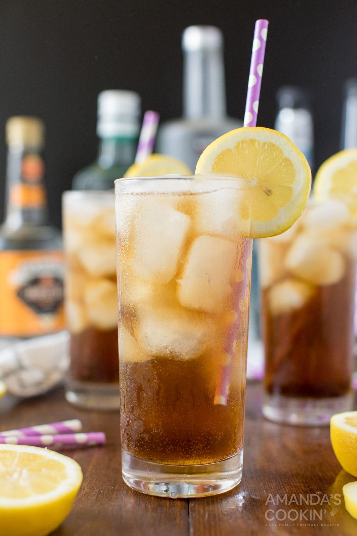 TALL GLASS OF LONG ISLAND ICED TEA