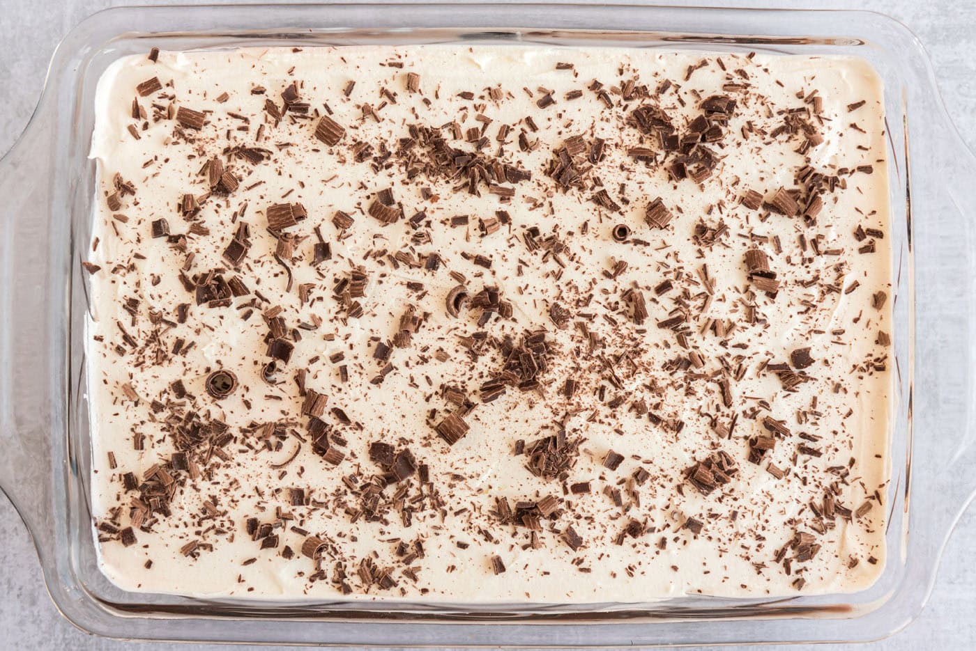 shaved chocolate on top of mint chocolate lasagna