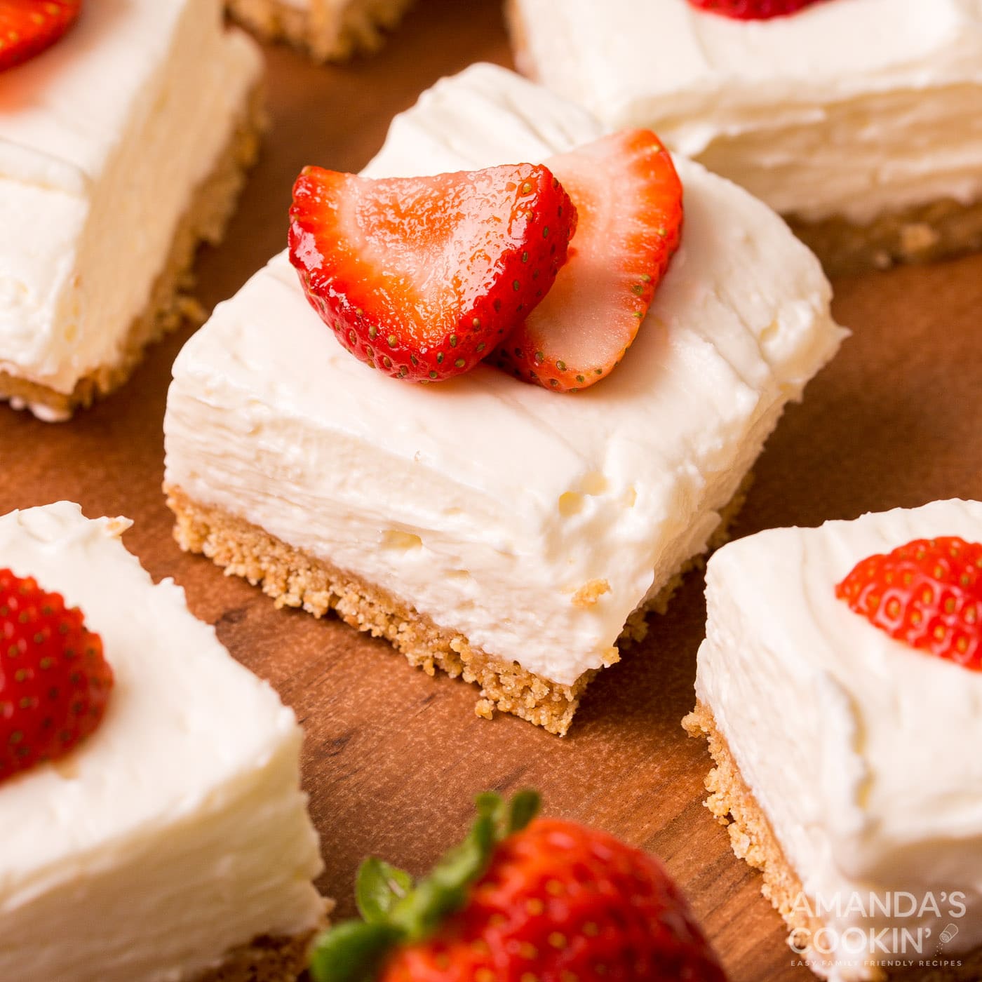 No Bake Cheesecake Bars