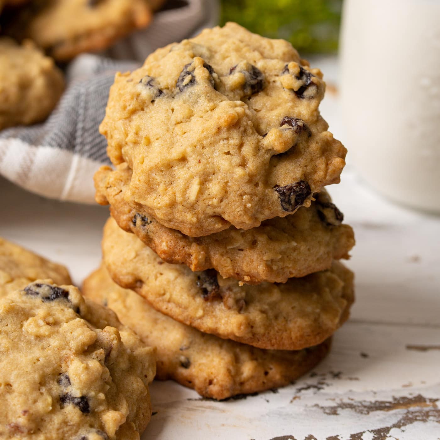 oatmeal raisin cookies