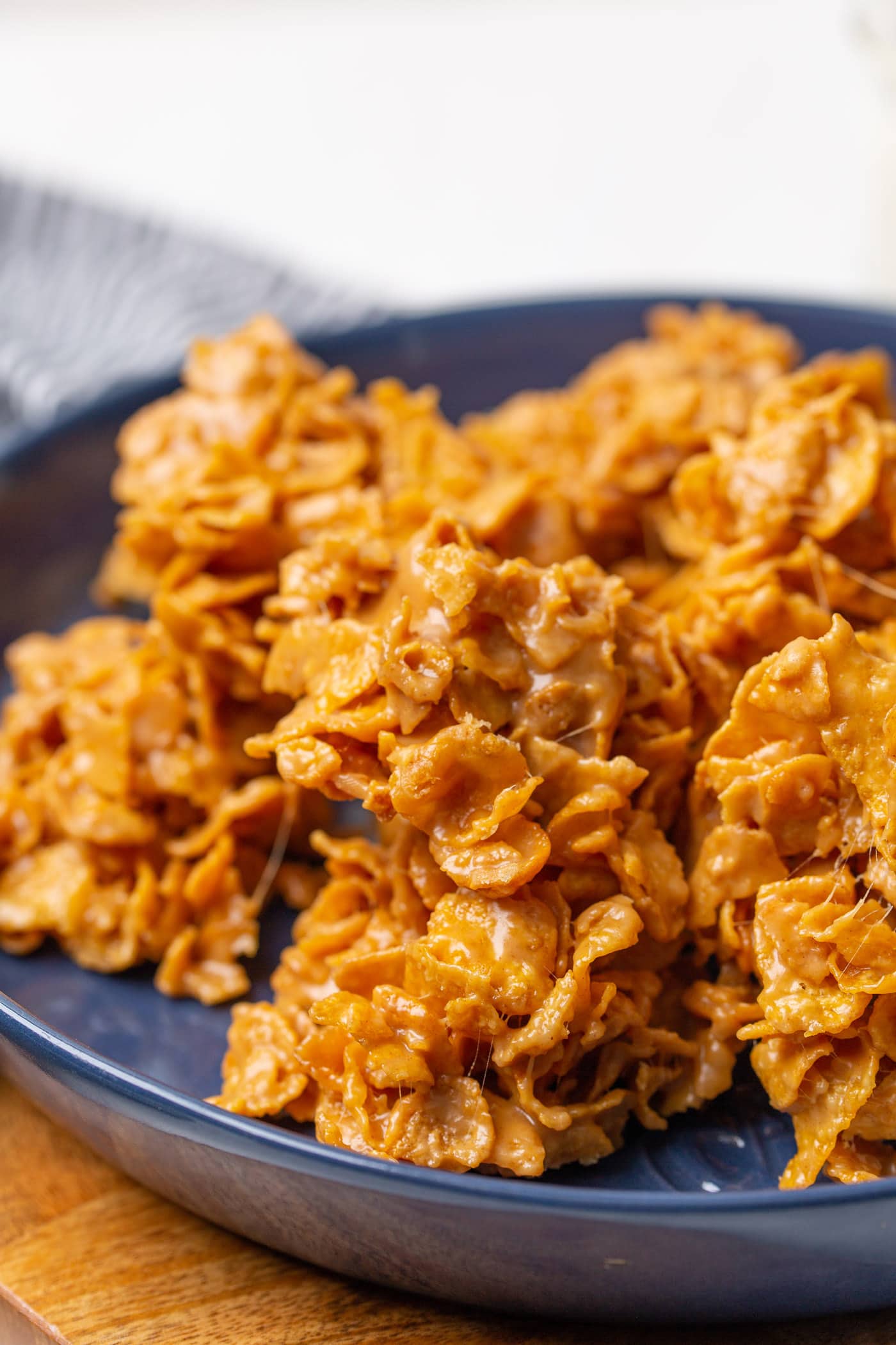 plate f No Bake Cornflake Cookies