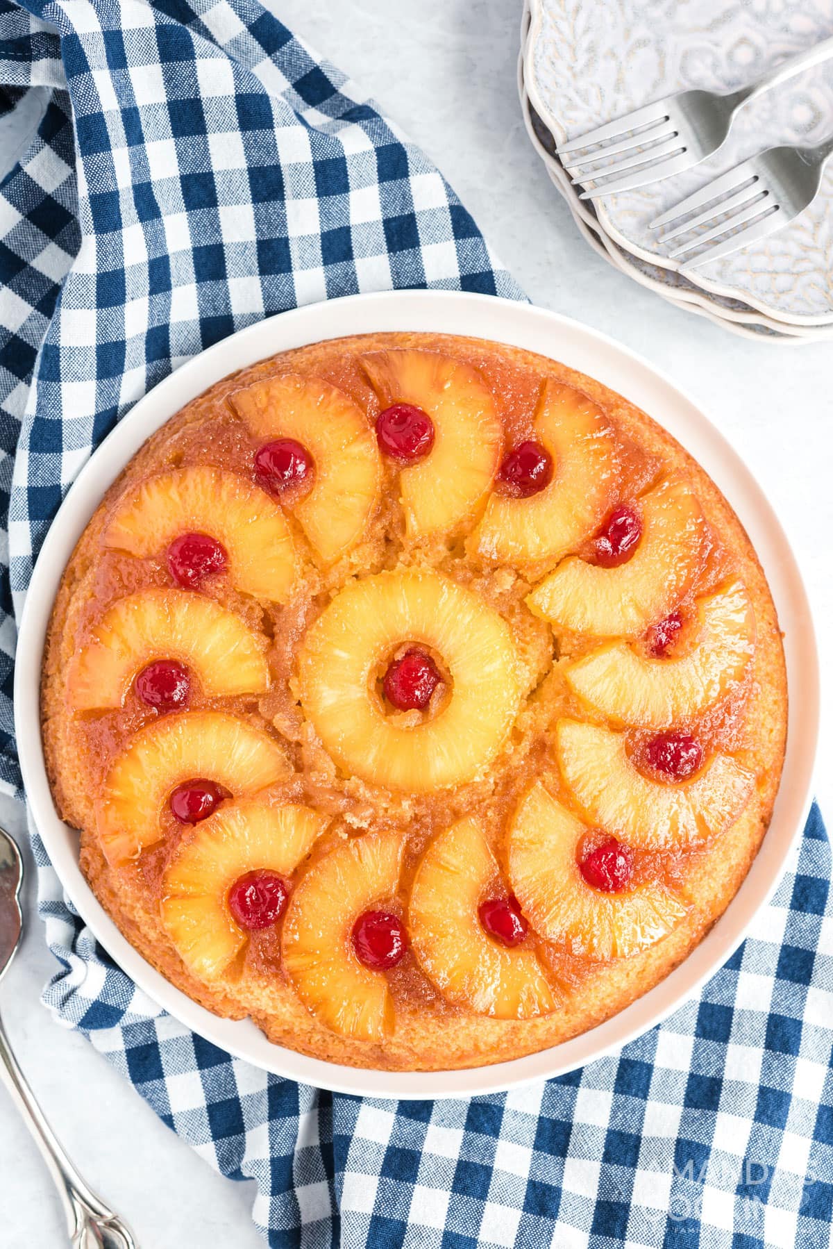 overhead photo of pineapple upside down cake