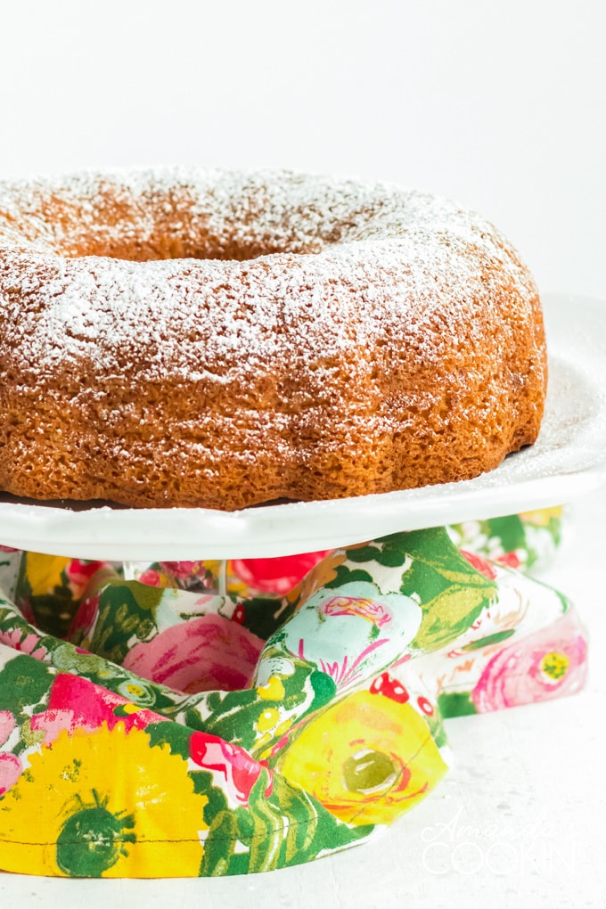 PISTACHIO BUNDT CAKE ON CAKE PLATE