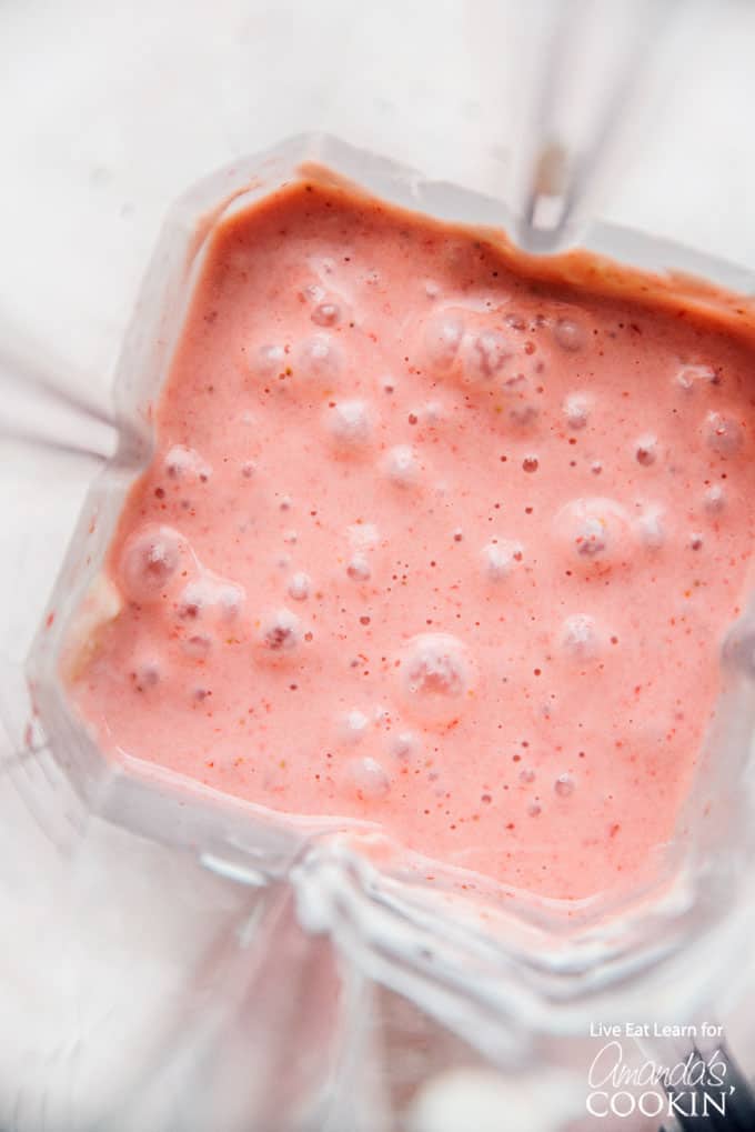strawberry banana smoothie in blender