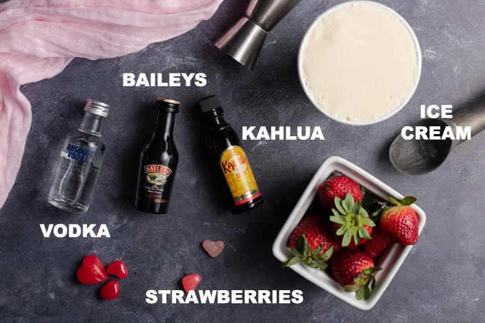 ingredients for pink mudslide