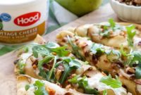 Honeyed Pear & Crispy Bacon Flatbread