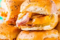 Sweet & Savory Baked Hawaiian Sliders