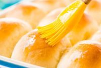 Soft and Fluffy Homemade Yeast Rolls