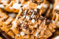 Ooey Gooey Golden Grahams Smores Bars