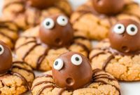 Frightfully Delicious Spider Cookies