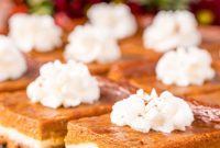 Creamy Spiced Pumpkin Cheesecake Bars