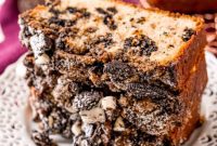 Crushed Oreo Streusel Cake