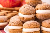 Cozy Apple Cider Whoopies