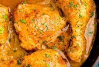 Classic Southern Smothered Chicken with Rich Gravy