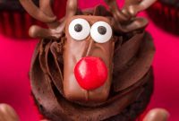 Effortlessly Charming Reindeer Cupcakes