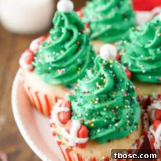 Easy Christmas Tree Cupcakes