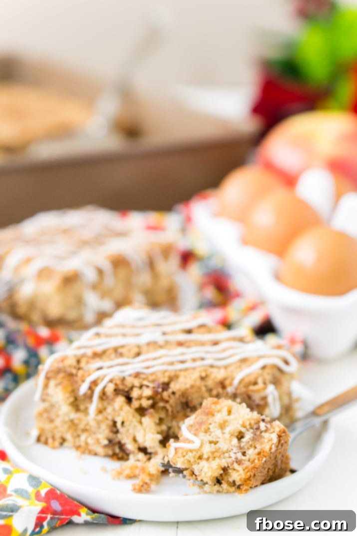 Grandma's Easy Apple Cake 7 This Old Fashioned Apple Cake is made with warm spices, oatmeal, and apple jelly for a simple and delicious fall dessert!