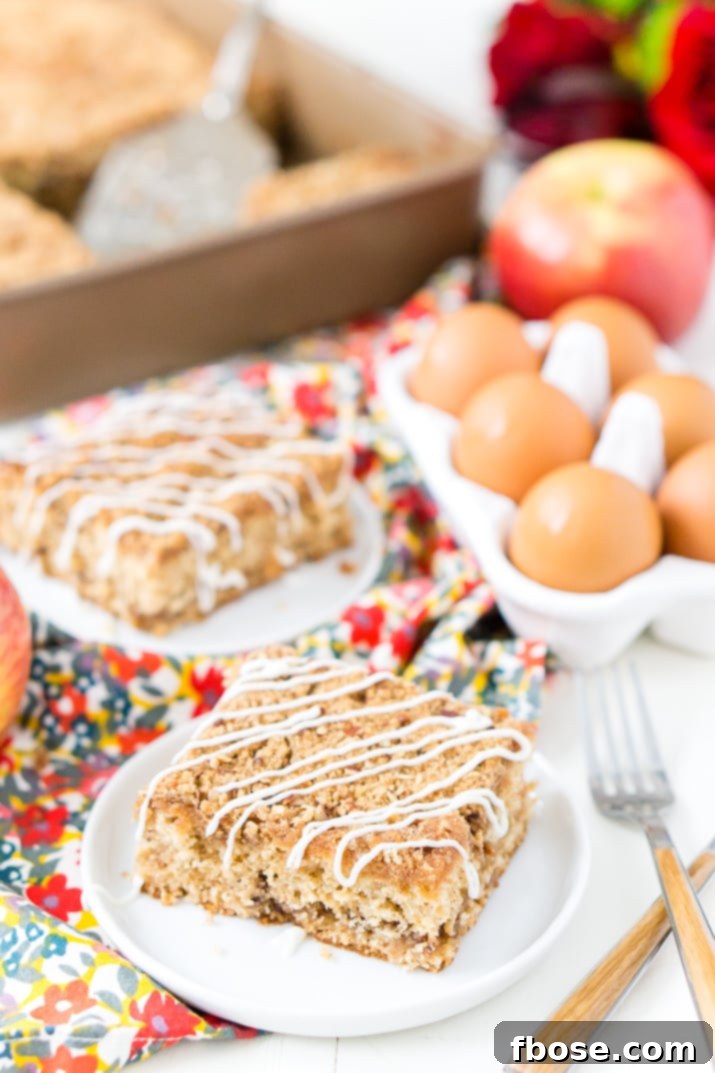 Grandma's Easy Apple Cake 4 This Old Fashioned Apple Cake is made with warm spices, oatmeal, and apple jelly for a simple and delicious fall dessert!