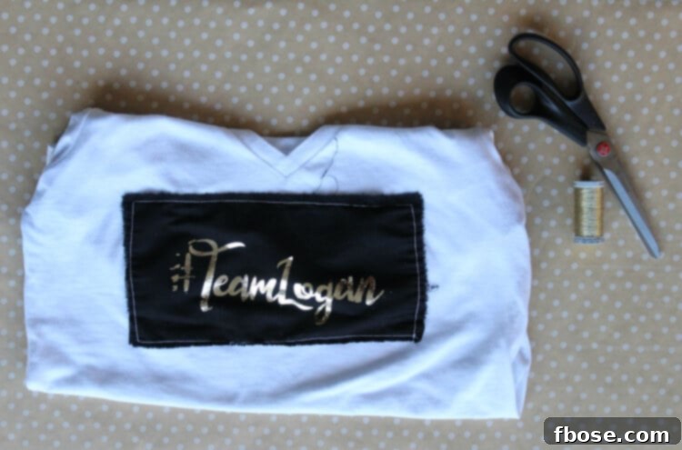 Team Logan fan girl shirt design for Gilmore Girls enthusiasts.