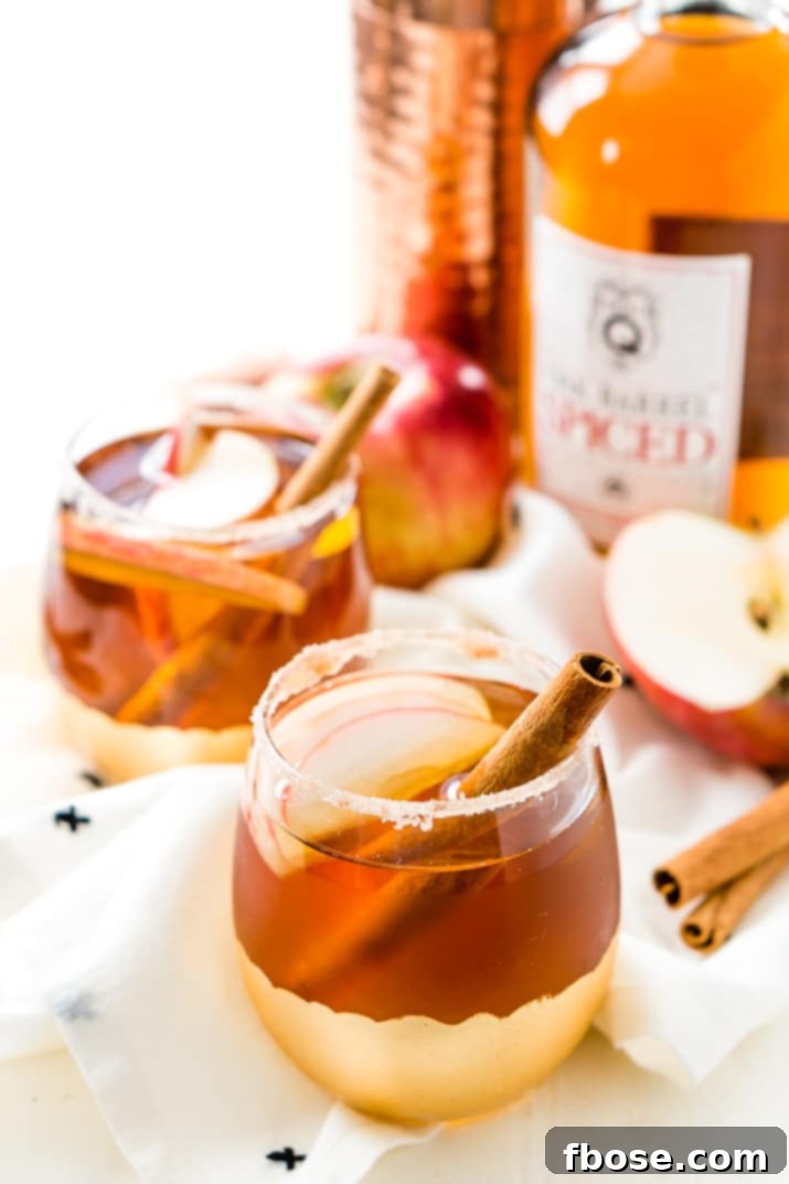 This Apple Crumble Cocktail is a delicious fall alcoholic drink you can make in minutes!