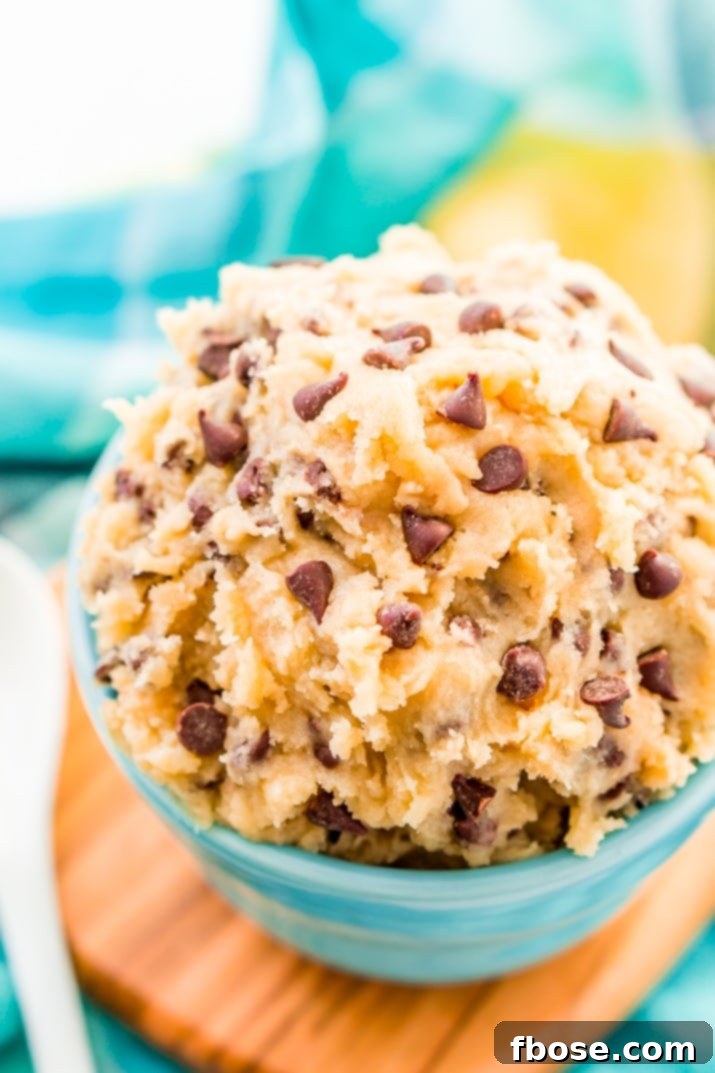 This Edible Cookie Dough is an eggless and delicious treat you can make in just 10 minutes! Made with butter, sugar, flour, salt, and chocolate chips!