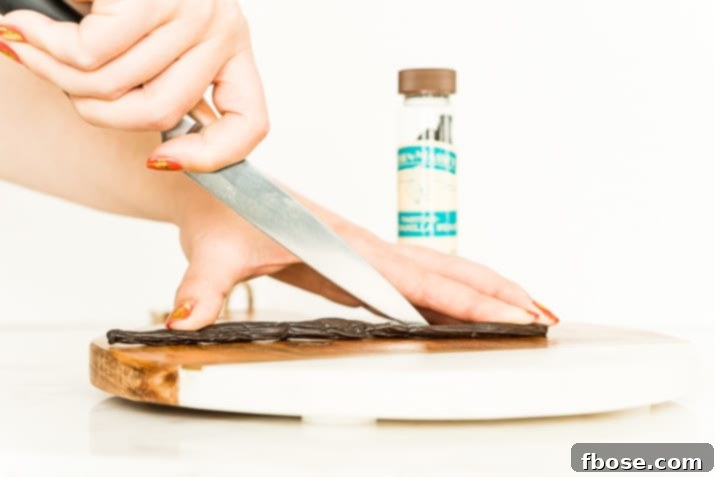 How to Scrape a Vanilla Bean