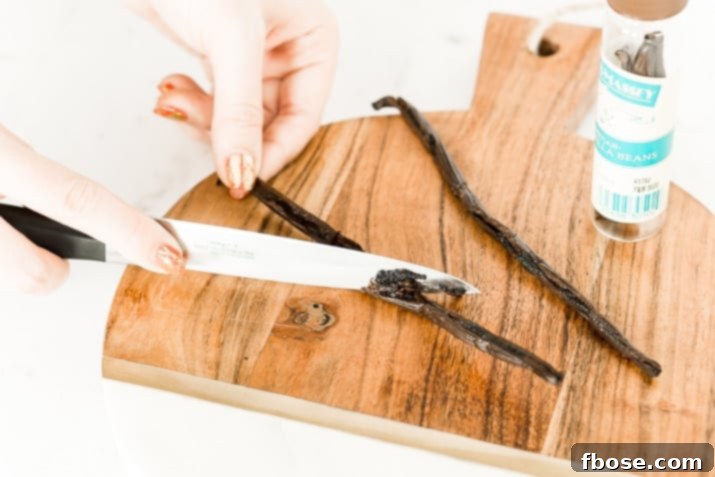 How to Scrape a Vanilla Bean