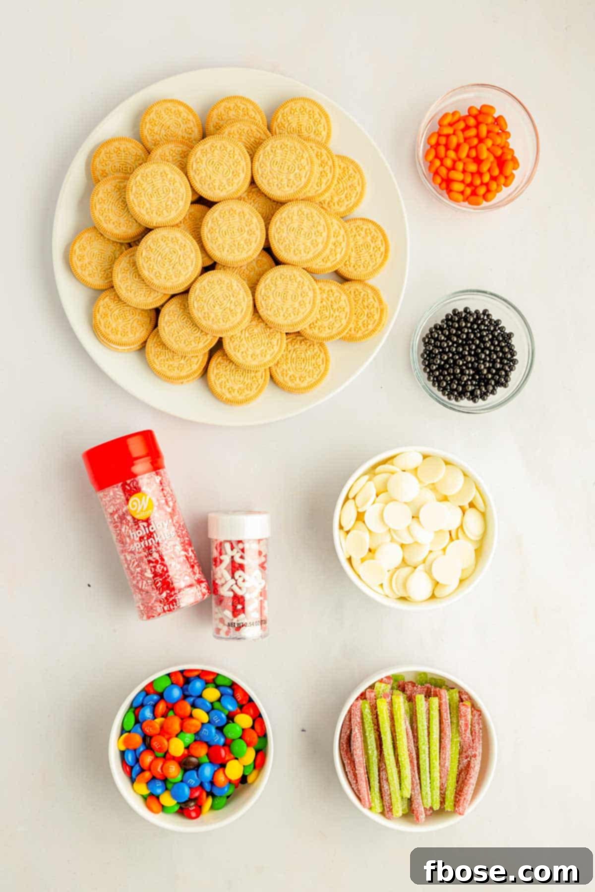 Ingredients to make Oreo Snowman Cookies