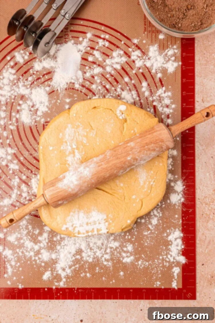 Eggnog Delight Swirls 8 Rolling Dough